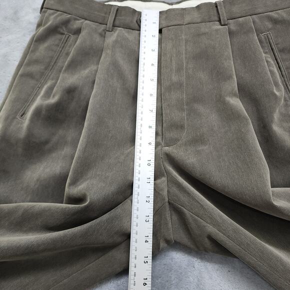 Haggar Black Label Dress Pants Mens 34x32 Brown Pleated Cuffed Office Academia - Picture 8 of 11